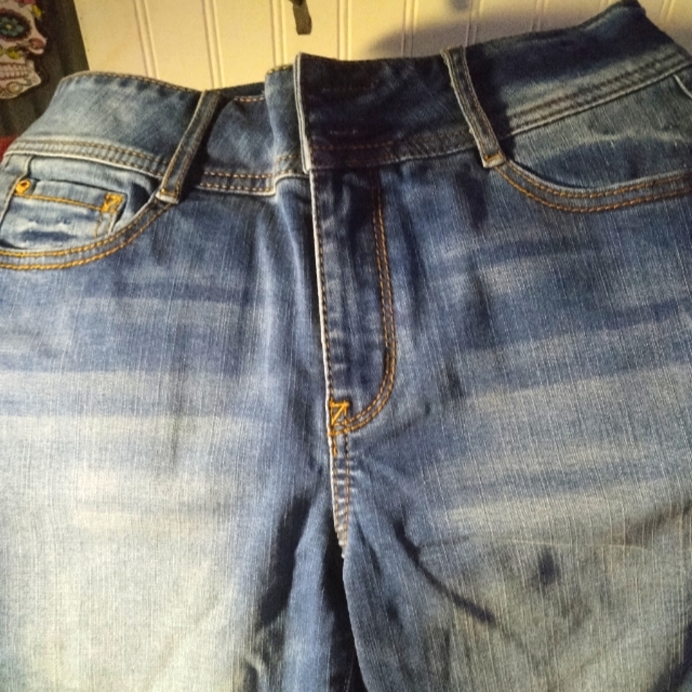 Women's wallflower jeans new size 6